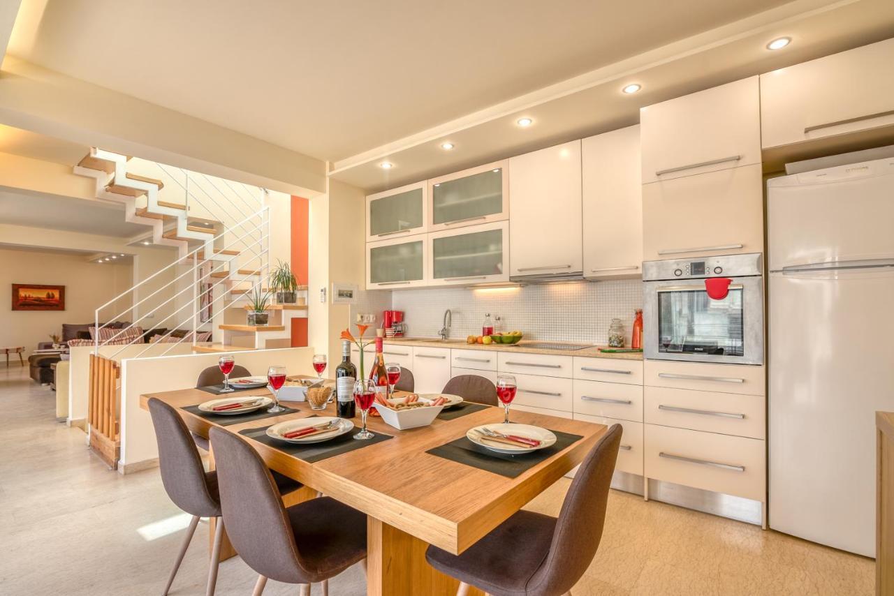 Luxury Maisonette Apartment *